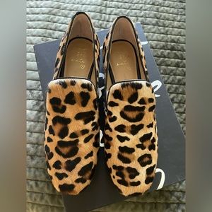 Banana Republic Leopard Print Haircalf Leather Loafer never been worn